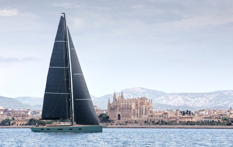 World Premiere of new Y8 at Palma International Boat Show